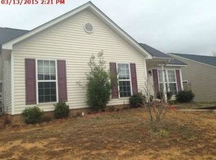 2525 Barkers Ridge Dr, Bessemer City, NC 28016