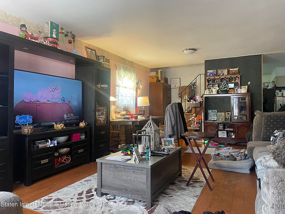 2nd image of 171 Clifton Ave