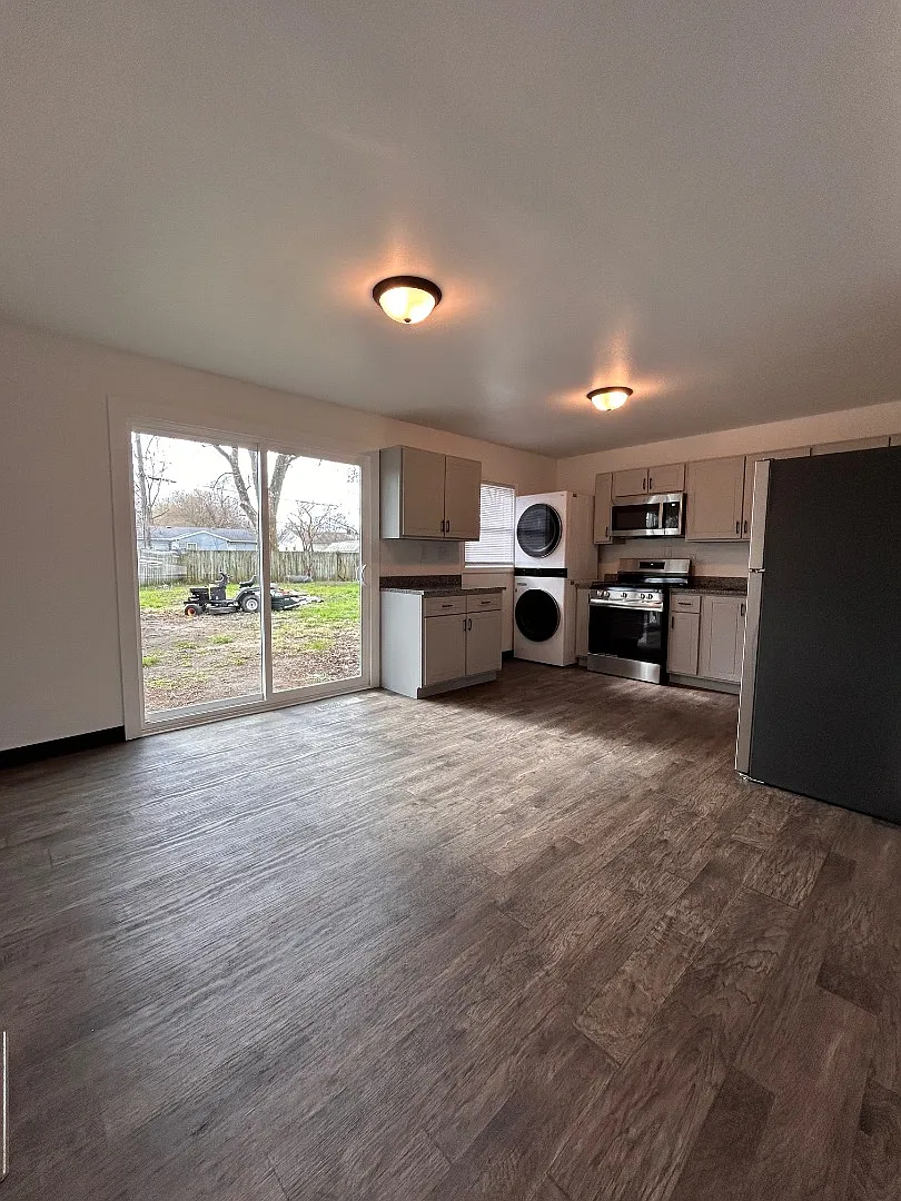Unit Photo - 56457 Mars Dr