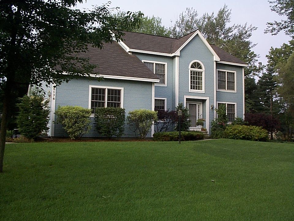 5176 Woodlawn Dr.
