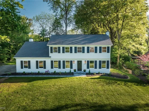 3500 Croydon Dr NW, Canton, OH 44718