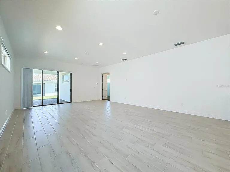 13244 Winterton Ln — Photo 4