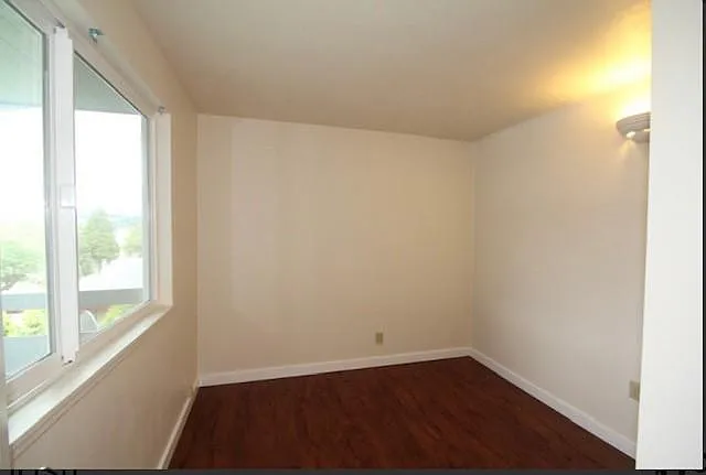 81 SW 2nd St #2 — Photo 7