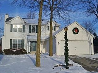 2016 Stonehaven Ct, Waukesha, WI 53186