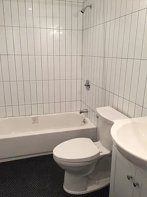 Rented by R Z A Corp | media 21