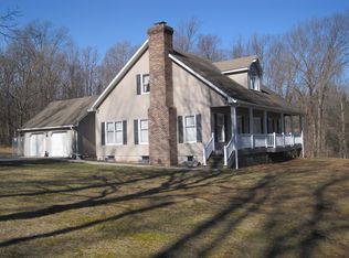 35 Perryville Rd, Pittstown, NJ 08867