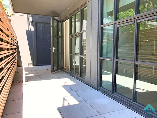 Rented by EXR | media 6