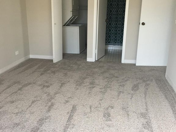 4th image of 1212 Lasalle St #1301