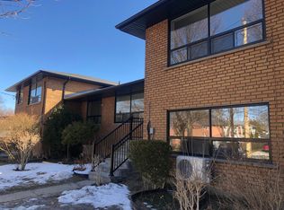 11 Cannon Road, Toronto, ON M8Y 1R8