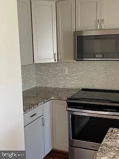 1823 N Shore Ct — Photo 15