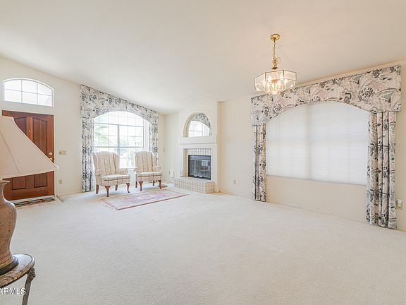 4th image of 3607 E TOPEKA Drive