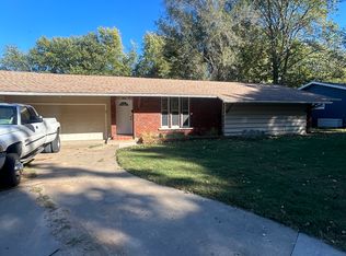 3302 S Dayton Ave, Springfield, MO 65807