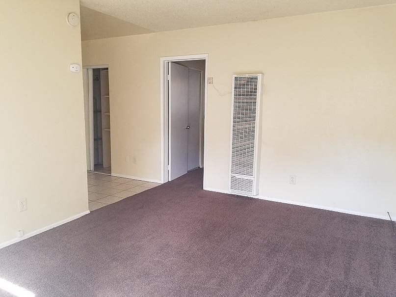 1st image of 227 N Hamilton Ave