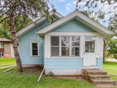 2568 S Ave E, North Saint Paul, MN, 55109