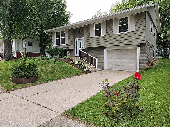 3rd image of 5714 Sir Gawain Dr