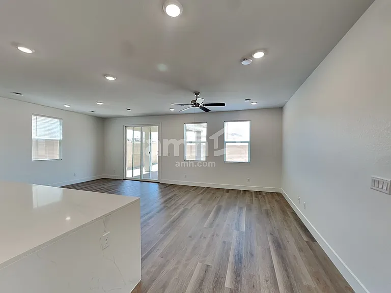 11153 Magallanes St — Photo 6