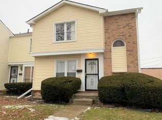 196 Williamsburg Rd, Country Club Hills, IL 60478