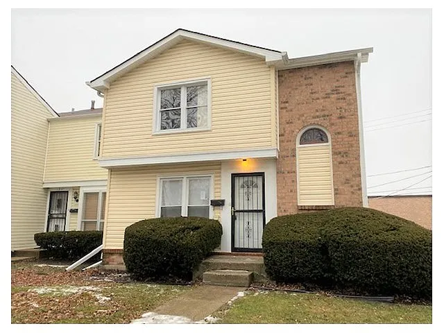 196 Williamsburg Rd photo 1