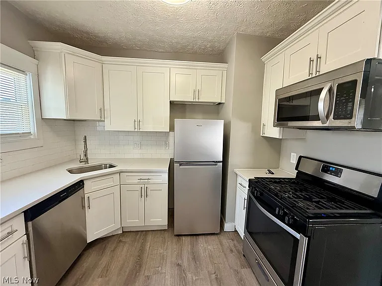 1265 Marlowe Ave — Photo 6