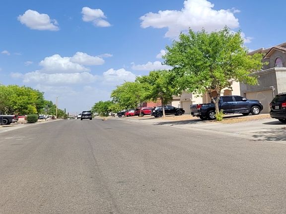 4th image of 12427 Sombra Grande Dr