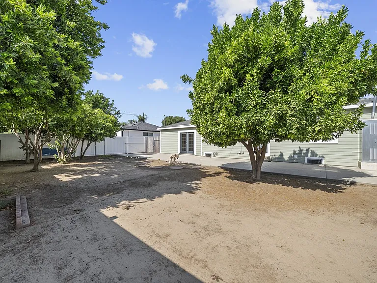 8440 Oakdale Ave — Photo 15