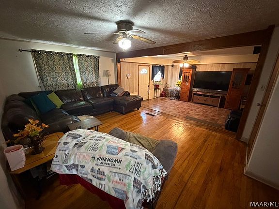 5th image of 4980 Longview Rd