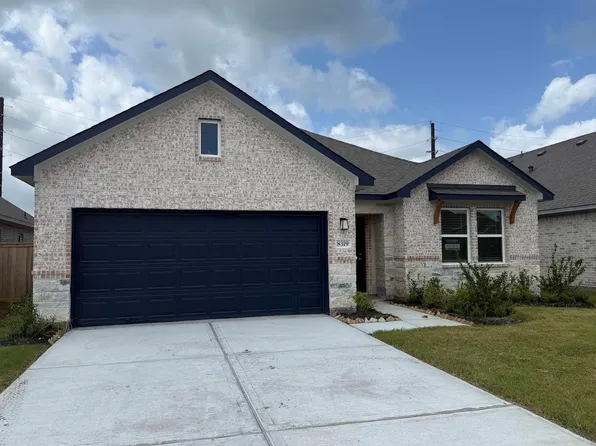 8319 Amber Smt, Angleton, TX 77515