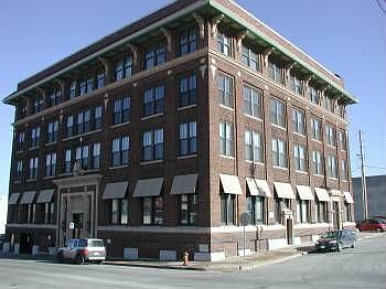 1st image of 523 Grand # 1e Blvd