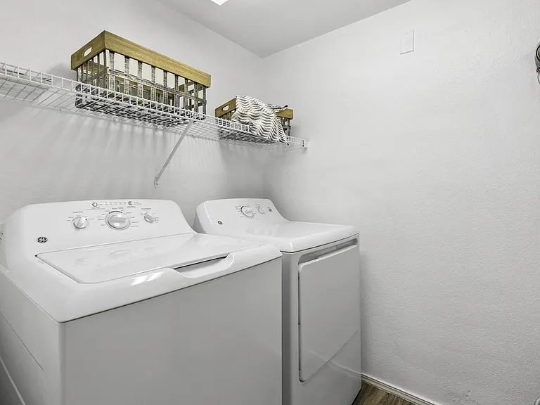 Ascent Apartment Homes — Photo 14