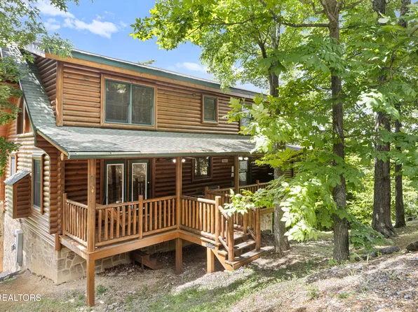 1665 Mountain Lodge Way, Sevierville, TN 37862