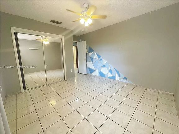 5th image of 1554 NW 24th Ct
