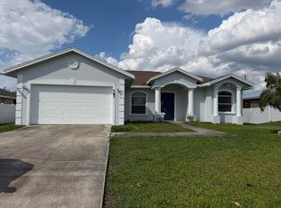 787 SE Evergreen Ter, Port Saint Lucie, FL 34983
