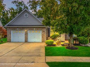 11 Northshire Ct, Freehold, NJ 07728