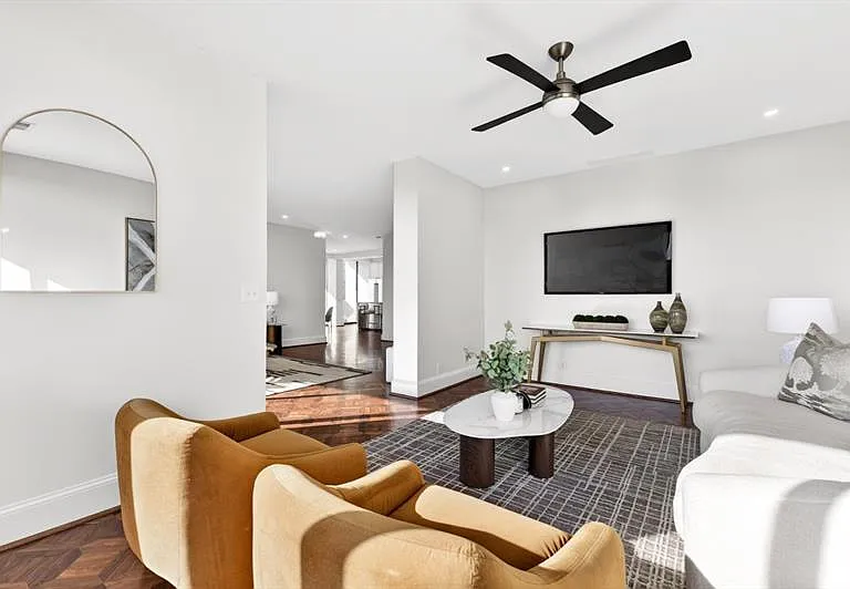 2575 Peachtree Rd NE #7E — Photo 11
