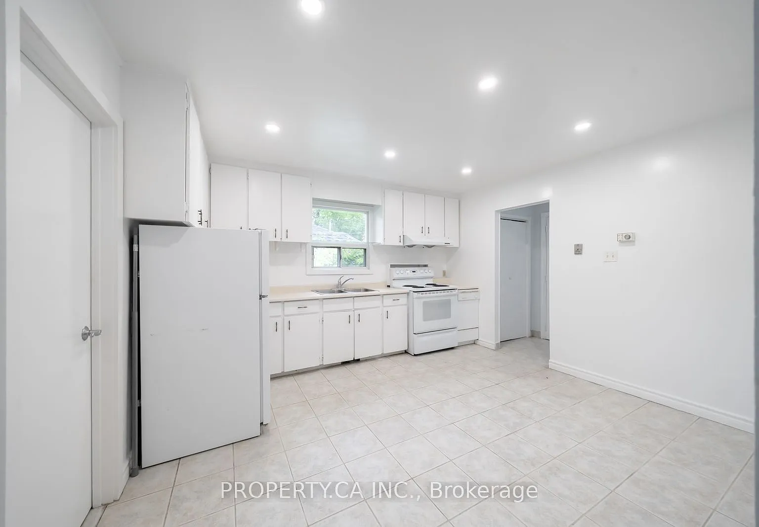 2 bed, $2,800 — Photo 2