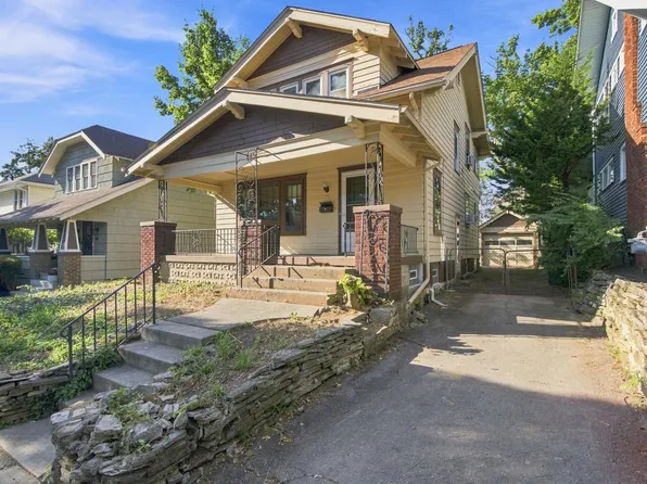 70 E Pacemont Rd, Columbus, OH 43202