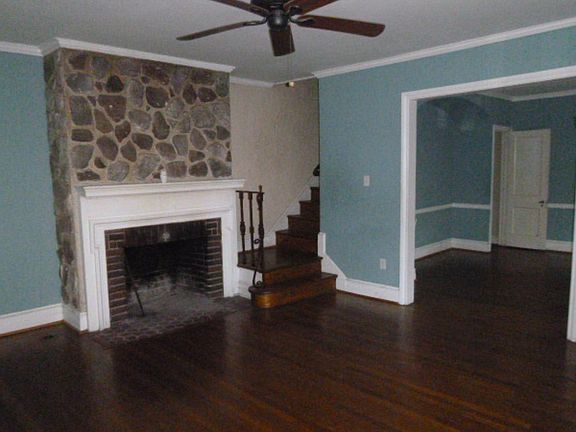 4th image of 351 Upland Way