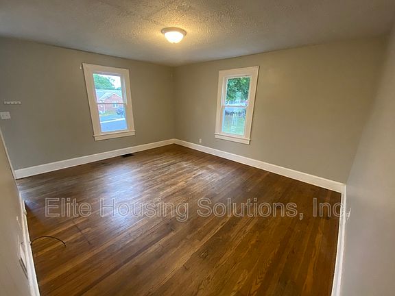 3rd image of 765 N 8th St