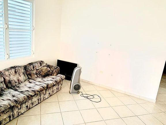 2nd image of 174 Calle Cuesta Vieja