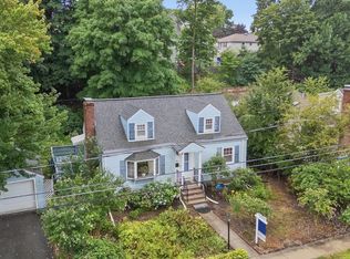 71 Farnum Rd, Waltham, MA 02453