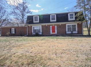 12530 Trammell Ct, Saint Louis, MO 63141