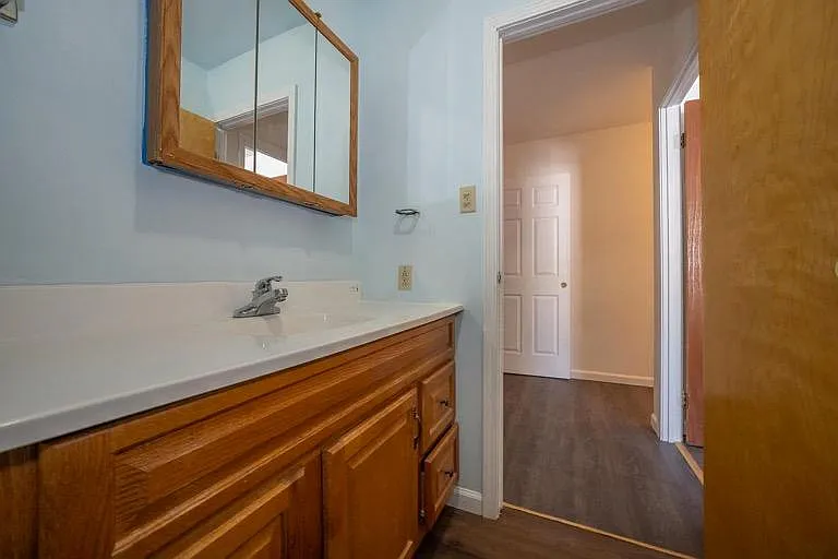 Bathroom in 2-bedroom subunit