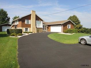 303 11th Ave, Meyersdale, PA 15552