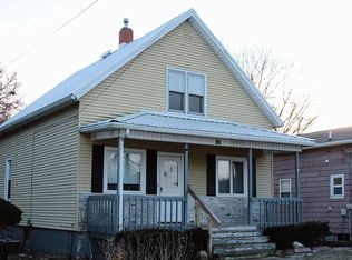 137 E 4th St, Depue, IL 61322