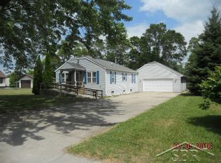 215 S River Rd, Saginaw, MI 48609