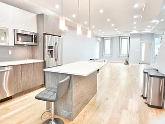 Rented by MAC Realty NY