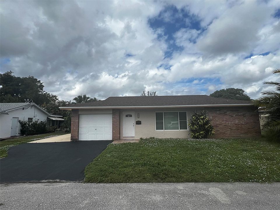 1st image of 6903 NW 76 Drive