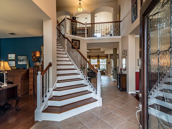 2nd image of 2905 Grand Shore Ct
