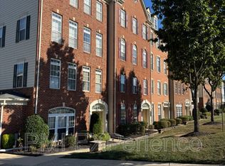 A 302nd Dr, Indian Head, MD 20640