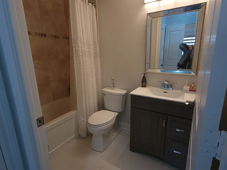 9245 Jane St #711 — Photo 5